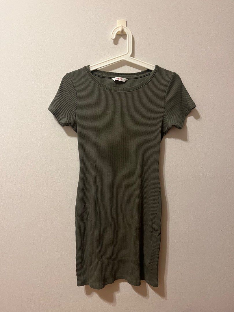 BNWOT Supre Ribbed Army Green Bodycon dress, Women's Fashion, Dresses &  Sets, Dresses on Carousell