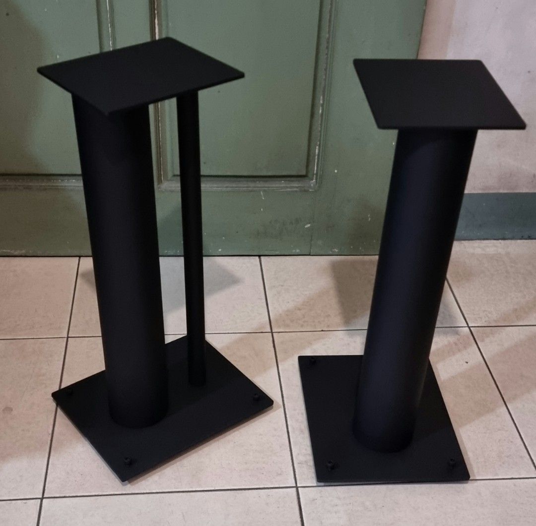Budget friendly speaker stands 22 inches height (Category: Soundbars, Speakers & Amplifiers) located in Meycauayan. Submitted by eric.sarmiento (Listing ID 1304452911, Image 1). Description: Standard design (1big 1small round tube) height: 22" top plate: 6x7" base plate: 8x10" sandfilled Firm price w/ adjustable spikes for floor leveling 50kg each weight capacity P2,600/pair.