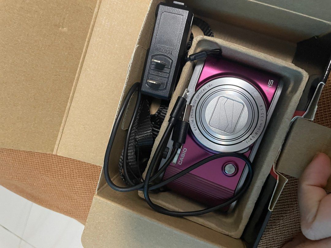 casio exilim zr 1700 digicam selfie screen