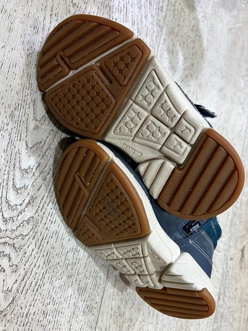 Clarks winter boots kids online