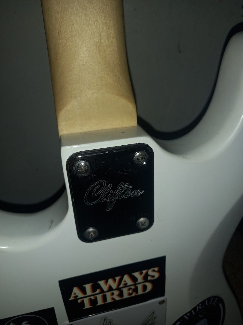 Clifton white stratocaster (Category: Musical Instruments) located in Quezon City. Submitted by xieeee3. (Listing ID 1304610262, Image 3). Description: fs with ampli nabili lng nong december and hindi na nagagamit may kalawang lng strings pero goods pa no issue po yan may bawas pa sa sure buyer pm lng sakin sa details.