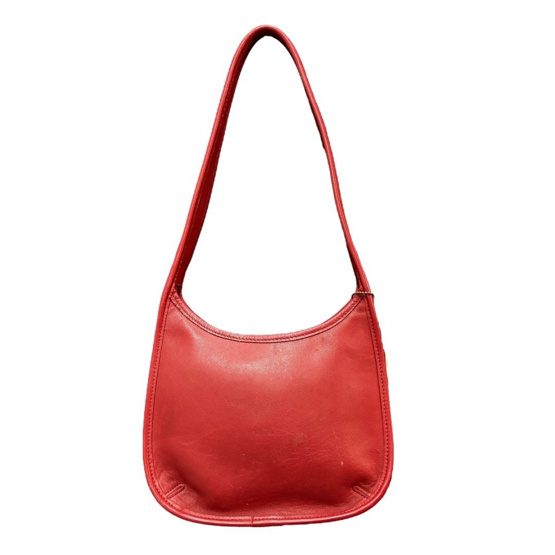 Coach Ergo 9020 (Category: Shoulder Bags) located in Taguig. Submitted by ShopCesca (Listing ID 1304550779, Image 3). Description: Has few scuffs due to use. Aged w grace!.