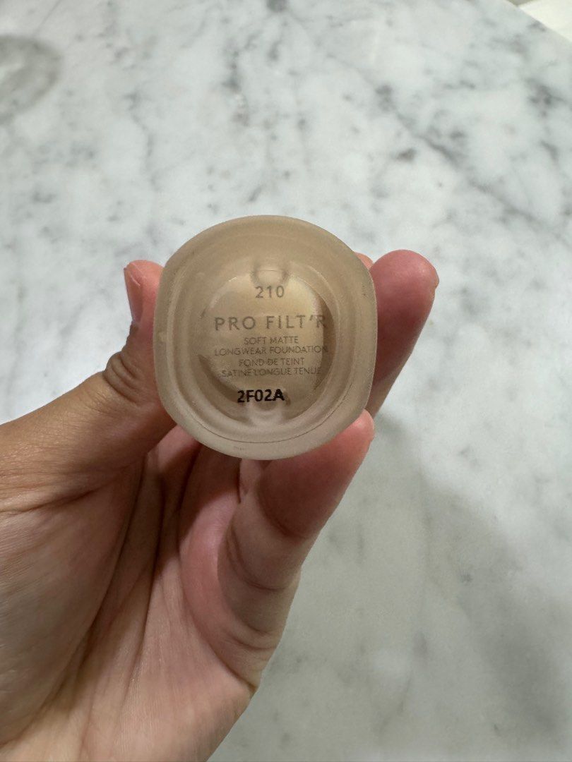 Fenty Pro Filt r Soft Matte Foundation 210