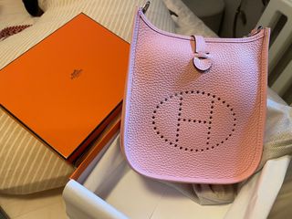 （分類：）位於 。 由 cc_ziiz 提交（商品編號 1304584079，圖片 1）。簡介： 。