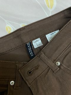 (Category: ) located in . Submitted by araipreloved (Listing ID 1304609346, Image 1). Description: .
