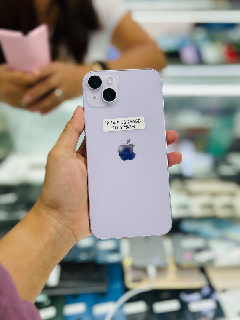iPhone 14 Plus 256gb 97%bh Factory Unlock (Category: iPhone 14 Series) located in San Juan City. Submitted by aynaagadgets (Listing ID 1304587321, Image 1). Description: FOR SALE | TRADE / SWAP PASS SA MGA SCAMMERS / THIRD PARTY (RFS: Buy and Sell) ‼️FOR PROOF OF TRANSACTION AND YOUR PEACE OF MIND‼️ 📍FB Page: “Aynaa Gadgets” 📍Tiktok: “Aynaagadgetsshop” IPHONE 14 PLUS FACTORY UNLOCK 🏷️₱35,500 (may isang dent, see last pic) ❗️DETAILS❗ •256 GB (O