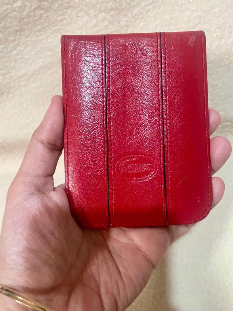 Lacoste leather cardholder (Category: Luxury Bags & Wallets) located in San Pablo. Submitted by prelovedbymistyblue (Listing ID 1304498487, Image 1). Description: Authentic vintage leather Pacoste card holder. With minimal rubs on the leather amd some signs of use on the leather. Selling low for 320. .