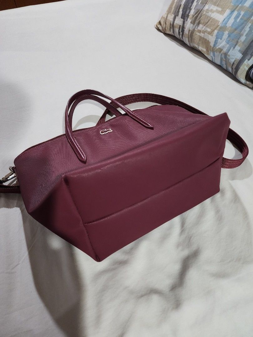Lacoste Medium Crossbody Bag (Category: Luxury Bags & Wallets) located in Quezon City. Submitted by jas.dc (Listing ID 1304521773, Image 2). Description: 10" Height 8" Width.