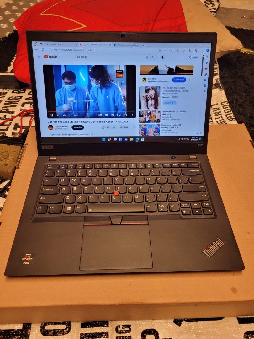 Lenovo Ryzen Pro 3500u w/redeon vega mobile gfx, 2100 mhz,4