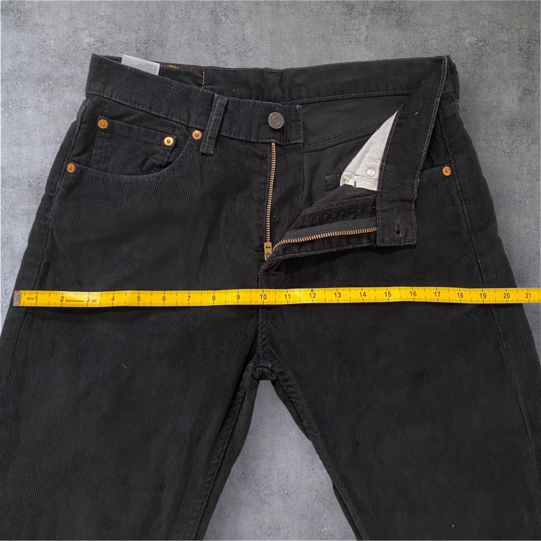 12 Levi Strauss Co. 505 Curdoroy Pants Regular Fit Black W30 L32