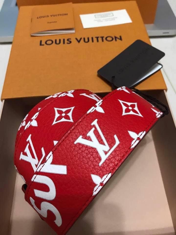 Louis x supreme belt new arrivals
