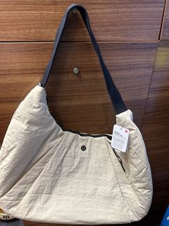 （分類：）位於 。 由 brambler00166 提交（商品編號 1304583423，圖片 1）。簡介： 。