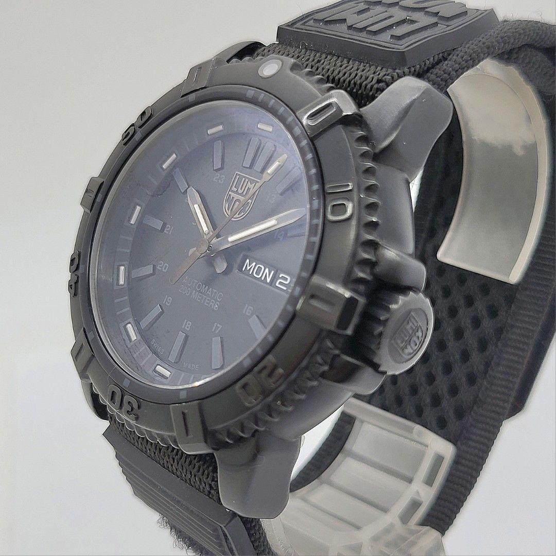Luminox mariner automatic cheap
