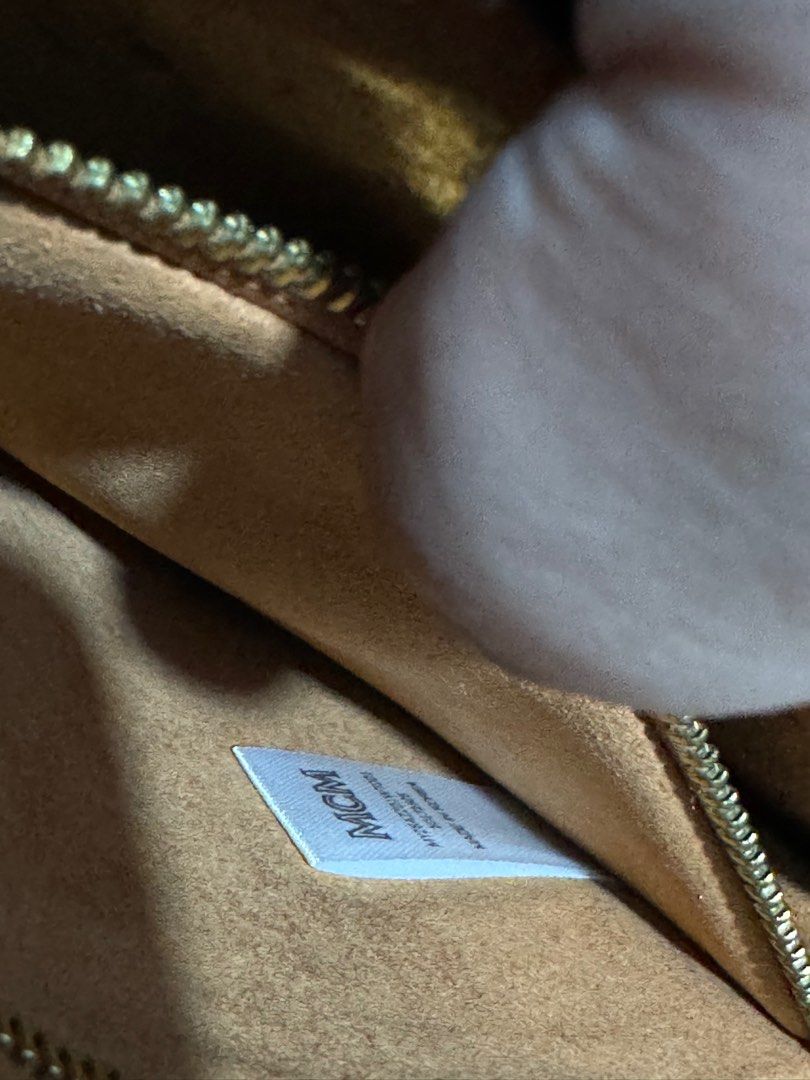 MCM (Category: Luxury Bags & Wallets) located in Manila. Submitted by hanygayle (Listing ID 1304562305, Image 3). Description: Preloved Authentic MCM Patricia Visetos.