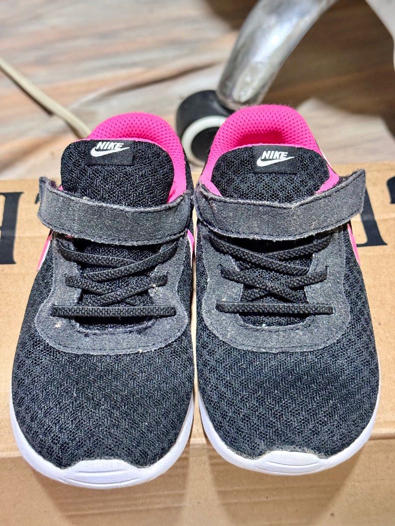Nike tanjun velcro outlet