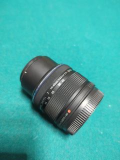 Olympus zuiko lens 14-42mm broken