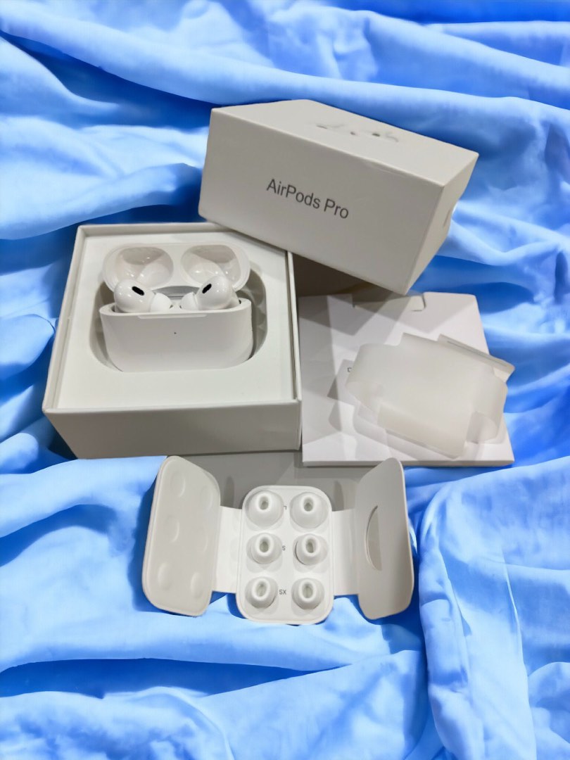 Original Used Airpods Pro 2 2ND GEN USB C LikeNew Fullset with Warranty