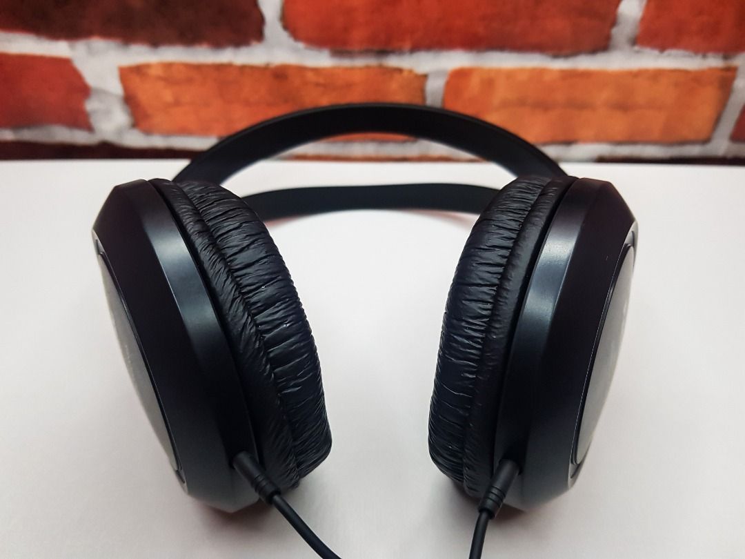 Panasonic RP-HT161 Headphone (Category: Headphones & Headsets) located in Manila. Submitted by hommie888 (Listing ID 1304490541, Image 1). Description: Panasonic RP-HT161 Headphone No issues whatsoever. RFS: Decluttering. Still a bit negotiable. Location: Capitol Park Homes 2, North Caloocan. Nearest known landmarks are SM Fairview and Fairview Terraces. Message us for inquiries. Thank you and God bless..