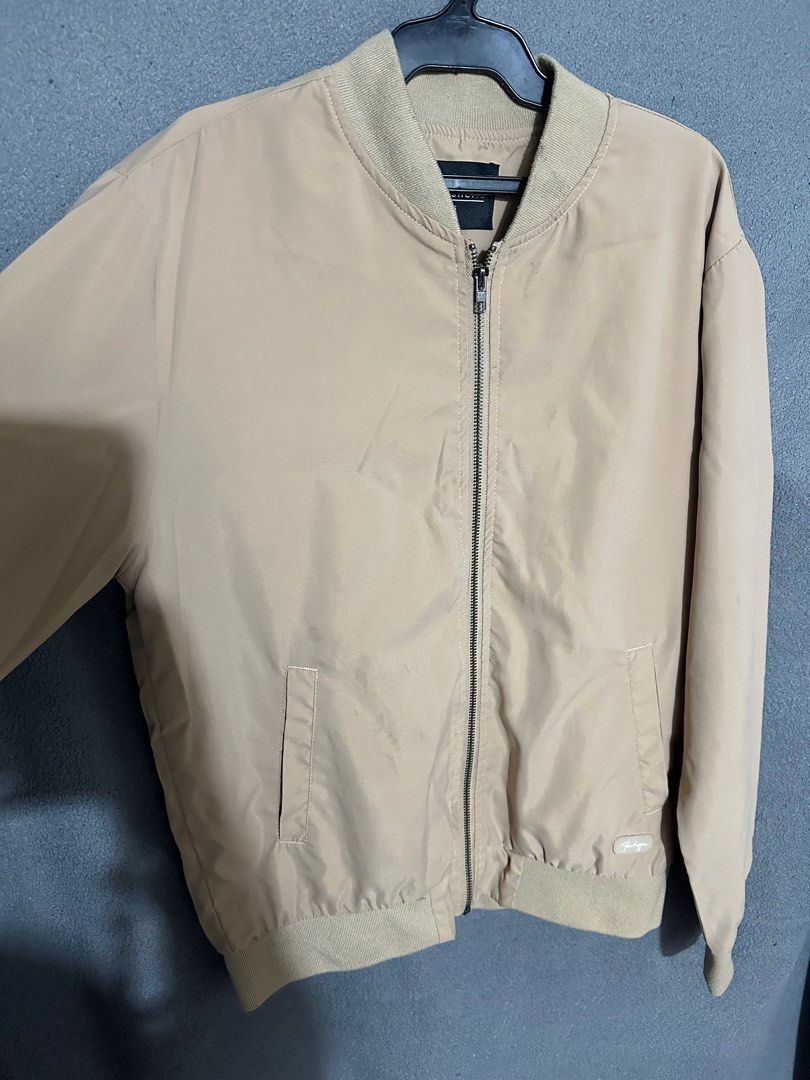 PENSHOPPE JACKET (Category: Coats, Jackets and Outerwear) located in Pasay City. Submitted by treajo (Listing ID 1304612257, Image 2). Description: .