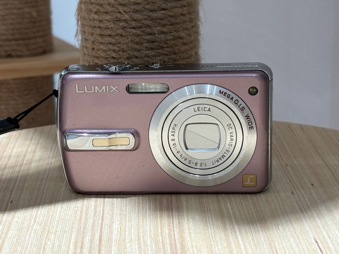Panasonic LUMIX DMC-FX50 ピンク Panasonic LUMIX DMC-FX50 ピンク