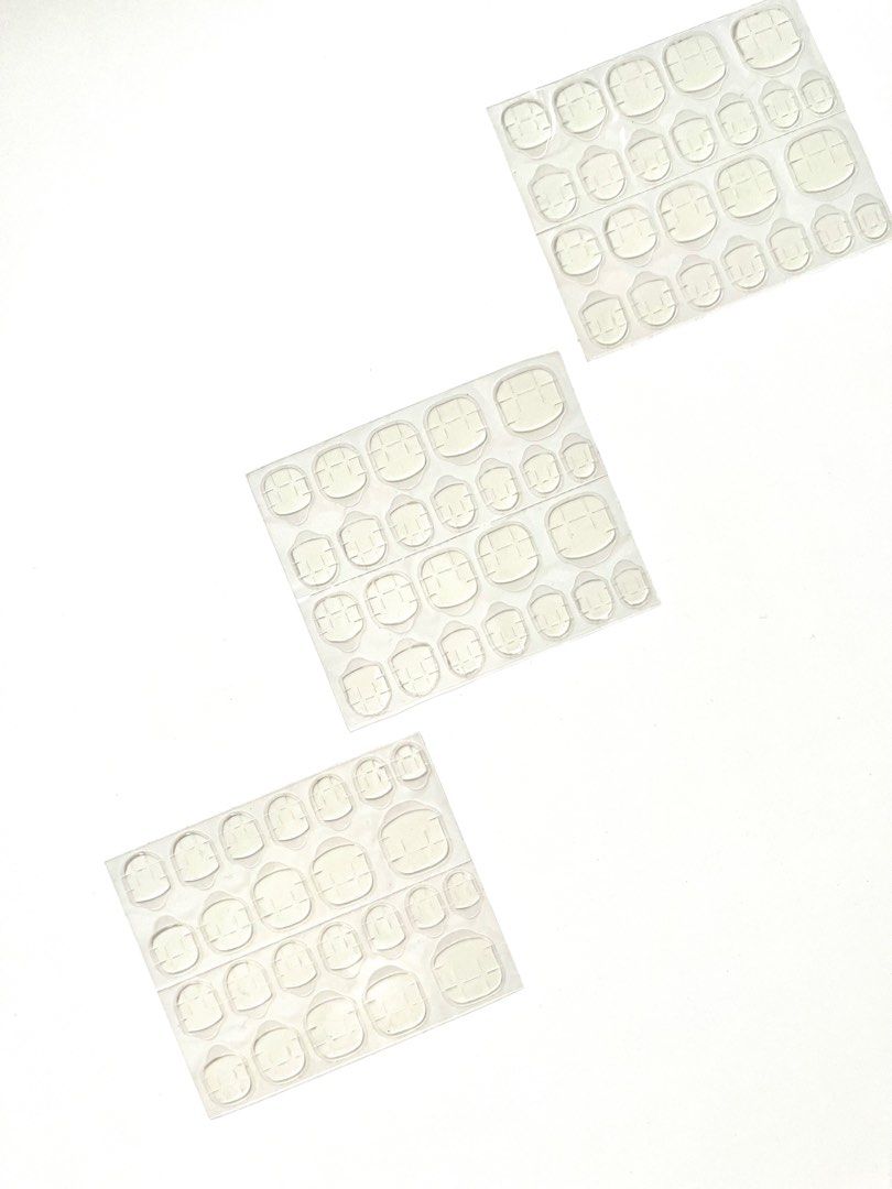 Press on Nail Adhesive Sticker Tabs (sold per sheet) (Category: Hands & Nails) located in Quezon City. Submitted by sam.kim (Listing ID 1304564372, Image 2). Description: Used for press on nails Sold per piece 24 pcs per tab/sheet Can sell in bulk.