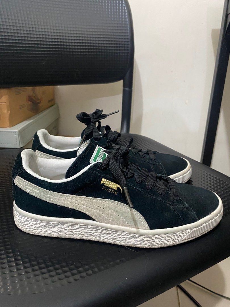 Puma Suede (Category: Sneakers) located in Manila. Submitted by cheechako (Listing ID 1304536827, Image 1). Description: Size 22.5cm on tag Used but not abused Deivery via J&T or Lalamove.