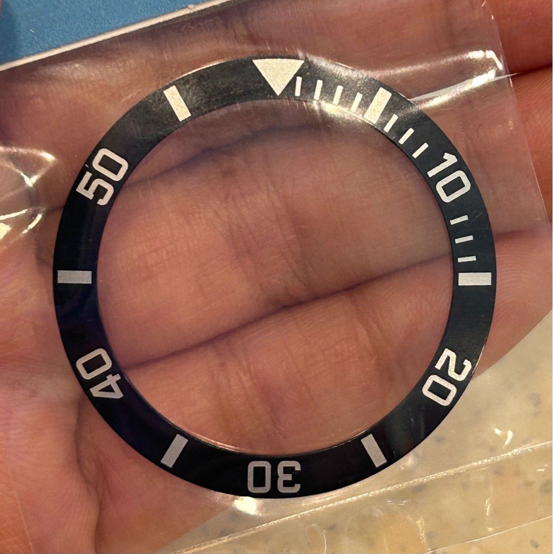 Seiko SKX031 AM Bezel Insert Black Men s Fashion Watches Accessories Watches on Carousell
