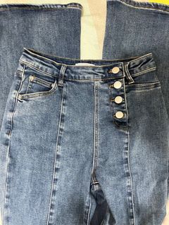 （分類：）位於 。 由 Cheryllllll 提交（商品編號 1304514199，圖片 1）。簡介： 。