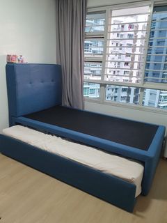 (Category: ) located in . Submitted by lovelydeals (Listing ID 1304454076, Image 1). Description: .