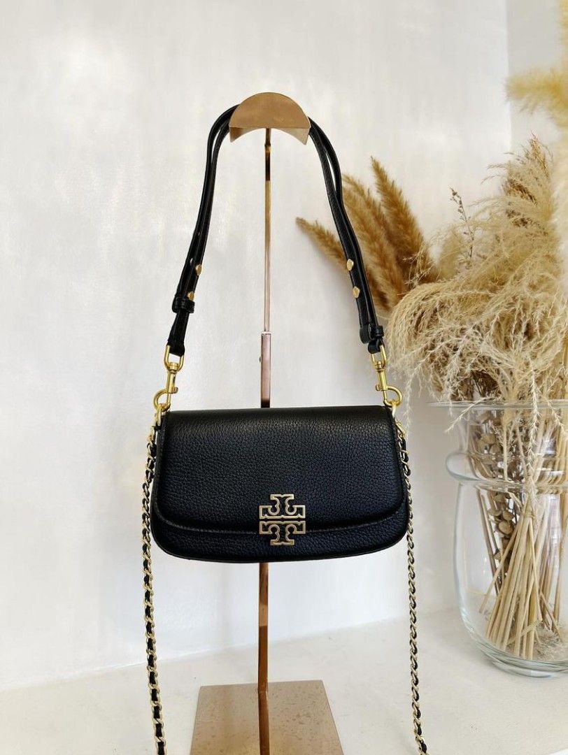 TORY BURCH BRITTEN SHOULDER/SLING BAG (Category: Luxury Bags & Wallets) located in Dasmarinas. Submitted by lovedbyleslee (Listing ID 1272383954, Image 1). Description: ⭐TORY BURCH BRITTEN CONVERTIBLE BAG⭐ ✅US BOUGHT, 💯original, moneyback guaranteed ✅PH Onhand, last stock na lang🙂 ✅with paper bag.