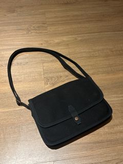Uniqlo Mini Shoulder Black Bag