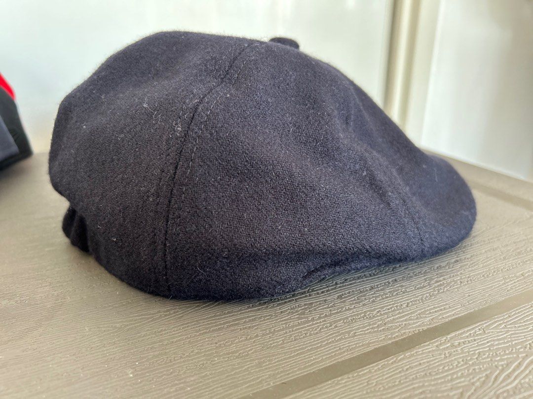 Unisex Uniqlo Ivy Cap (Category: Caps & Hats) located in Cavite. Submitted by samprelovedstuff (Listing ID 1304462646, Image 2). Description: Preloved Ivy cap from Uniqlo Unisex Used once for a trip.