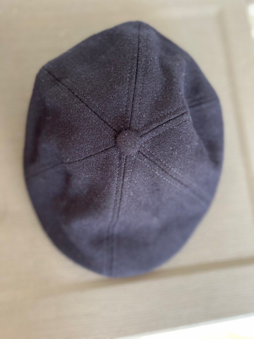 Unisex Uniqlo Ivy Cap (Category: Caps & Hats) located in Cavite. Submitted by samprelovedstuff (Listing ID 1304462646, Image 3). Description: Preloved Ivy cap from Uniqlo Unisex Used once for a trip.