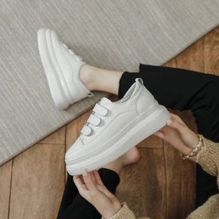 Velcro White Shoes Women's 2024 Spring New Arrived Hidden Heel Korean Style Thick Sole All-Matching Fashion Casual Platform Shoes