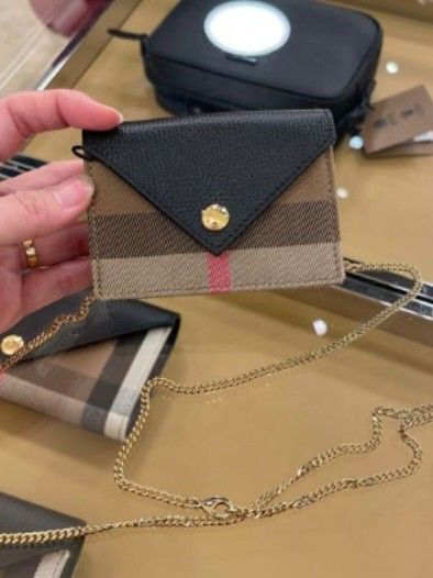 英國代購英國outlet直送BBR Burberry Jade 經典格紋牛皮信封式鏈帶小