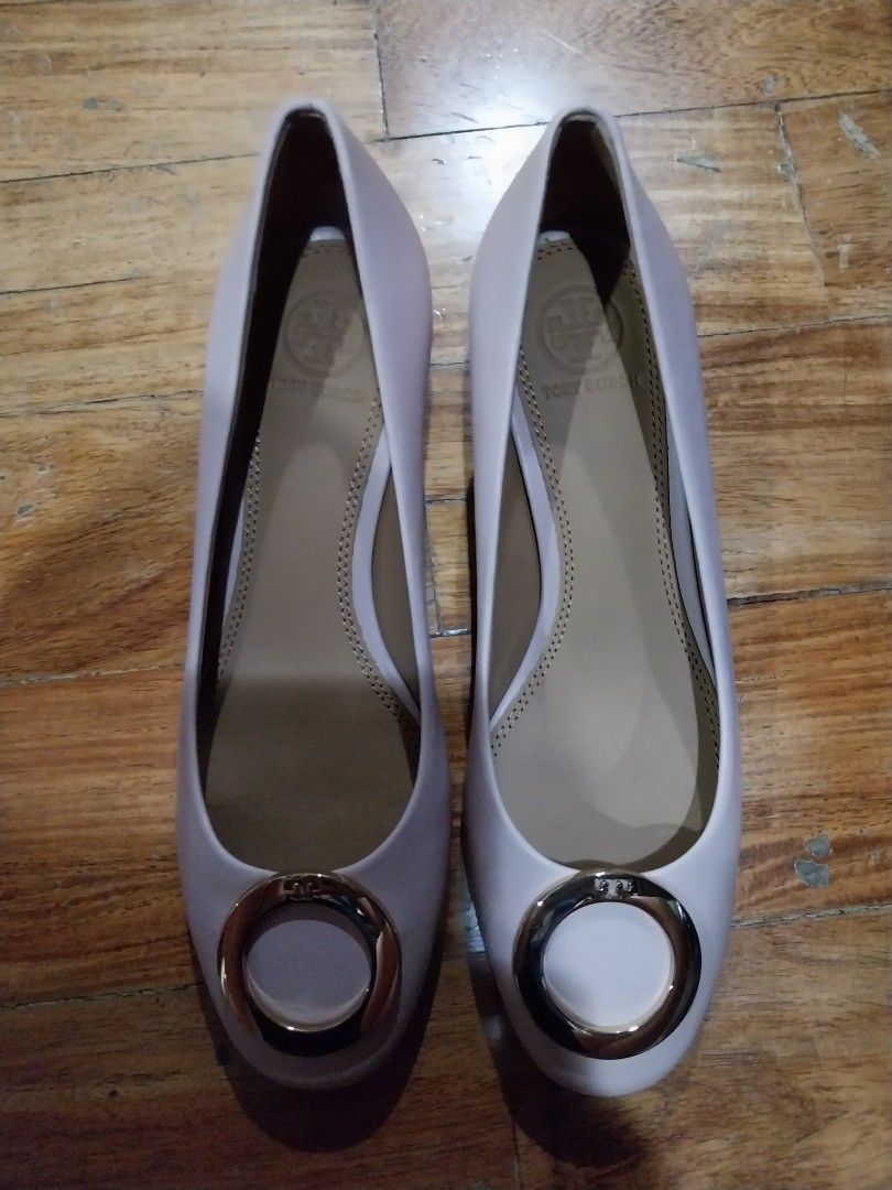 Authentic Tory Burch Caterina pump Women s Fashion Footwear Heels on Carousell