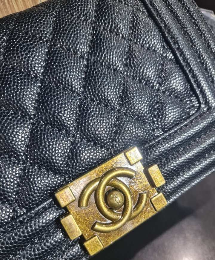Chanel Leboy small (Category: Luxury Bags & Wallets) located in Mabalacat. Submitted by fangal_finds (Listing ID 1304693867, Image 2). Description: Chanel Leboy small Branded/Stamped hardwares Vintage looking brass hardwares With hologram and coded Huge compartment Never used.