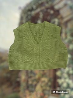 (Category: ) located in . Submitted by Pompompurinpreloved (Listing ID 1304776603, Image 1). Description: .