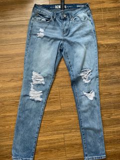 (Category: ) located in . Submitted by she.shop (Listing ID 1304641082, Image 1). Description: .
