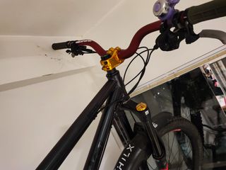 （分類：）位於 。 由 beenjamin13 提交（商品編號 1304679864，圖片 1）。簡介： 。