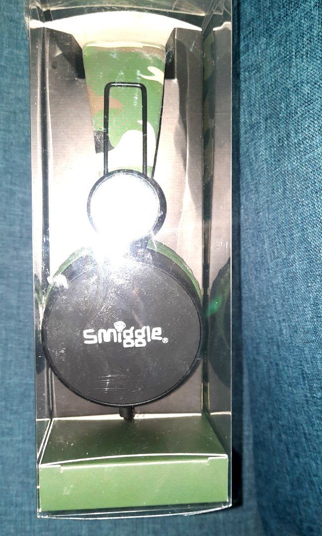 Headphones453200136351918081