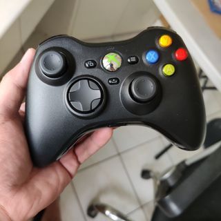 Hyperkin Xenon Wired Controller for Xbox and PC (Like New)