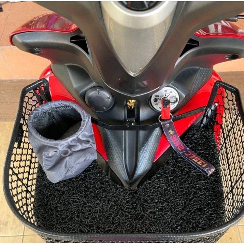 📣 INSTOCK 📣Yamaha Sniper 150 Y15 Exciter 150 Front Basket Carpet Black Koso Mhr Sv Bogo Jupiter Yamaha RxZ X1r Kawasaki Honda Super 4 Kappa Box Givi Agv Arai Ram 3 Shoei J Force 2 Tr Arc Helmet (Category: Motorcycle Accessories) located in Singapore. Submitted by _blanko_ (Listing ID 1265621043, Image 3). Description: Brand New Instock Yamaha Sniper 150 Front Basket Carpet ❗️ BLACK , GREY , RED INSTOCK ❗️❗️ In stock Grey & Red & Black ❗️8.50 ea