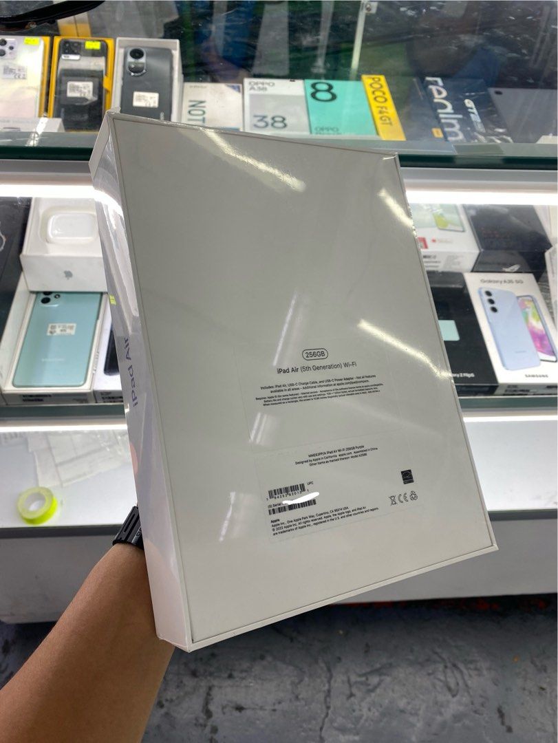 iPad Air 5th Generation 256gb Wi-Fi (Category: iPad) located in San Juan City. Submitted by rodelmarllemit (Listing ID 1304693528, Image 3). Description: Brandnew iPad Air (5th Generation) Wi-Fi Rom: 256gb Color: Purple 1 year warranty Mode of Payment: •Cash •Bank Transfer •GCash & Pamaya Installment: •Credit Card •Ggives Facebook Page: •ASHLEY & LYN •JENNY TELECOM •Cash on Delivery •Shipping •Meet Up •Trade In You can visit our Physical store in