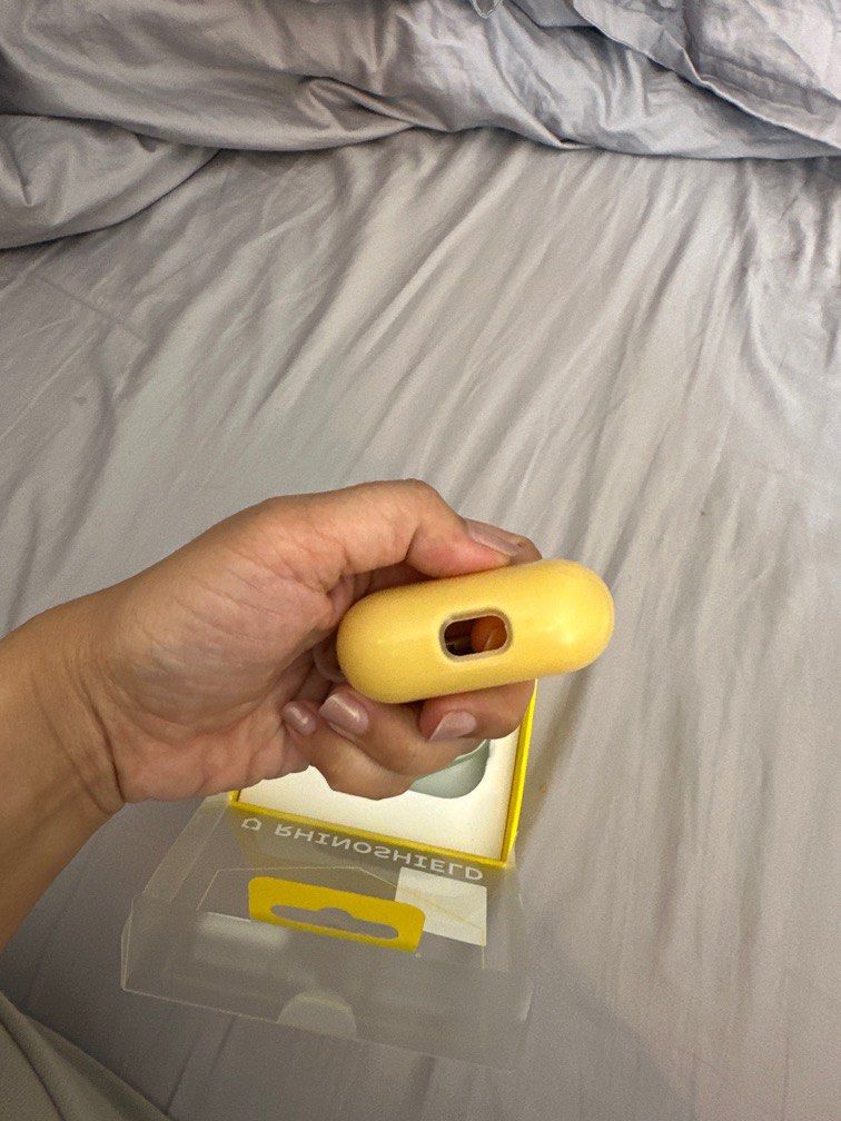 ipod pro case (Category: Other Gadgets) located in Kuala Lumpur. Submitted by organicpotato (Listing ID 1304729175, Image 2). Description: A compact hard case and it’s very well built. Bought airpod pro 2 and still use the for about a year. Gifted a new case so i’m selling this for 35 with postage to semenanjung. .