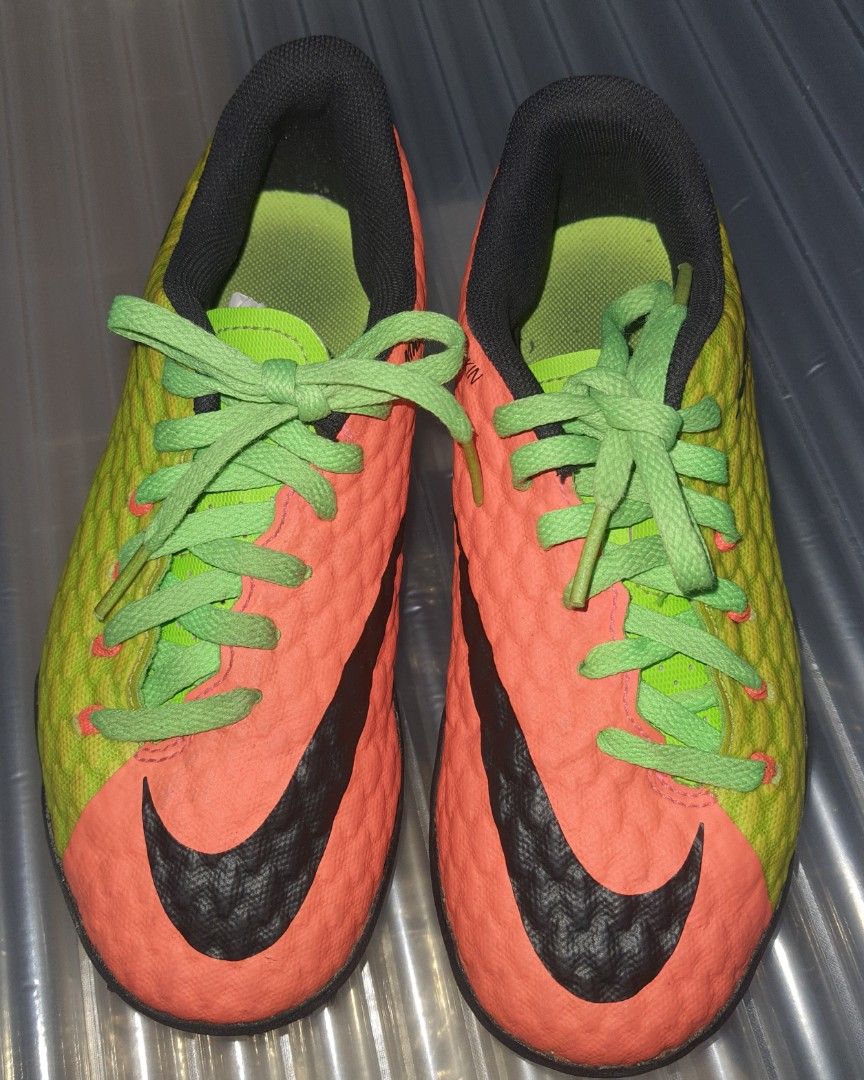 Kids Nike futsal shoes