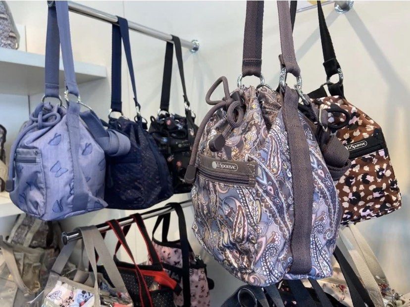 Lesportsac bucket bag on sale