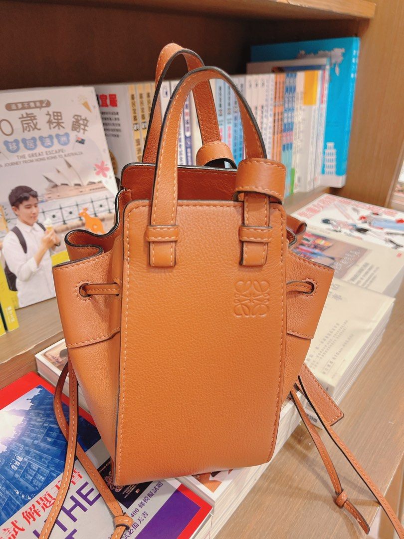 Hammock Loewe Cwb Loewe Mini Hammock 焦糖色Tan Color, 名牌, 手袋及