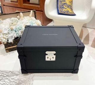 Louis Vuitton LV /  珠寶箱 手飾箱 錶盒 飾物盒 jewellery Box big size64224571178881110