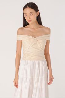 (Category: ) located in . Submitted by roseydeals (Listing ID 1304688547, Image 1). Description: .